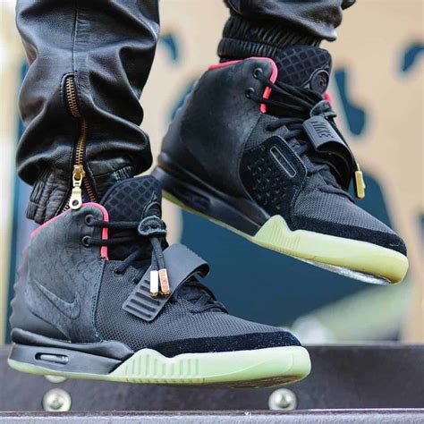 nike air yeezy 2 nrg fake|nike air yeezy 2 solar.